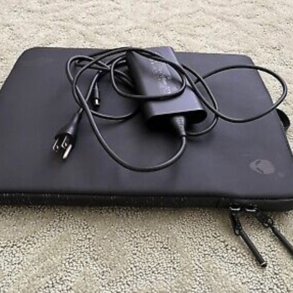 Alienware X15 R2 3080Ti - Picture 4 of 11